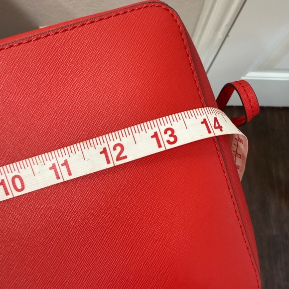 Michael Kors Gilly Large Drawstring Travel Tote in Bright Red - Picture 6 of 16